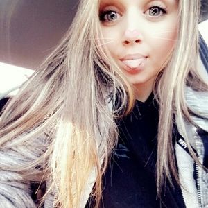 Meet your Posher, Ashlon